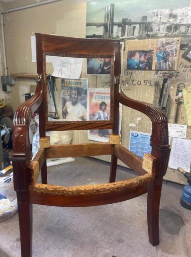 Restauration de chaise à Bruxelles