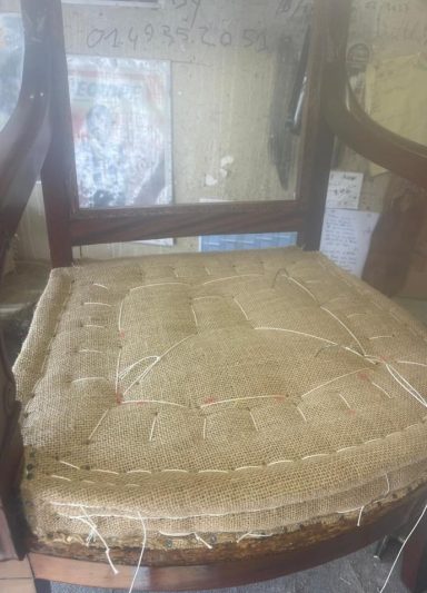 Restauration de chaise à Bruxelles